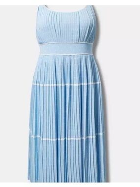 NWOT Torrid Marilyn Monroe Pleated Tiered Midi Light Blue Dress